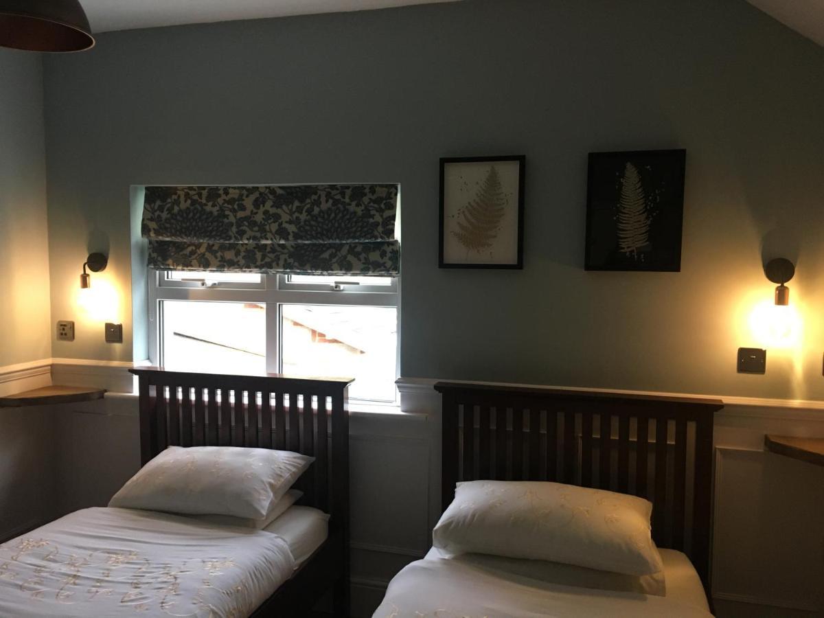Twin Oaks Guest House Cadnam Екстериор снимка
