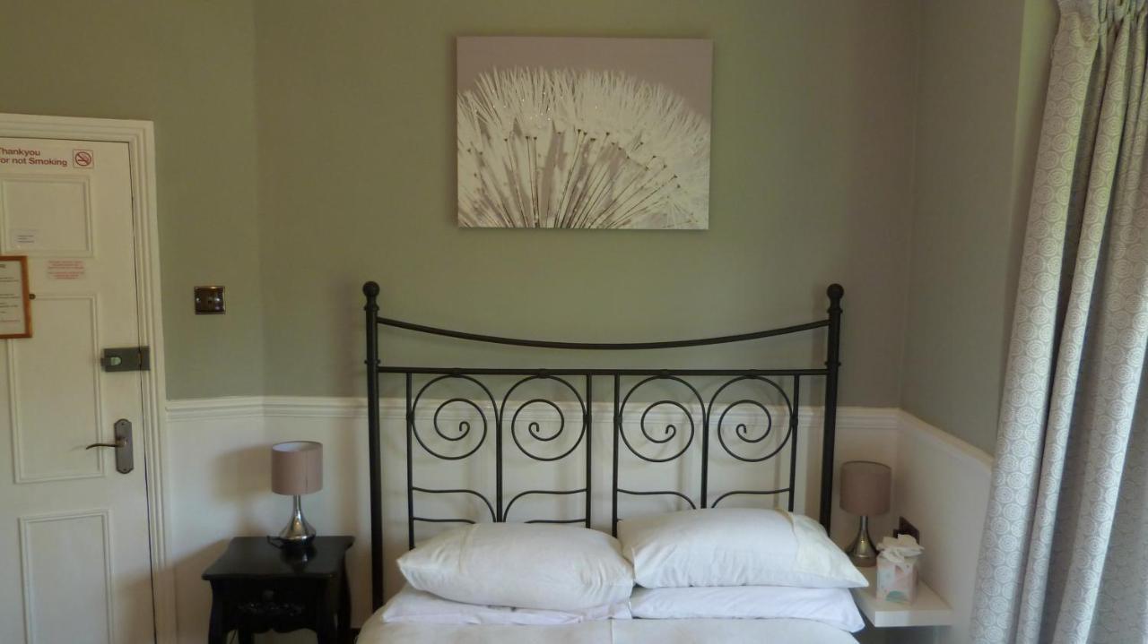 Twin Oaks Guest House Cadnam Екстериор снимка