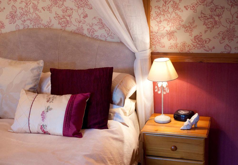 Twin Oaks Guest House Cadnam Екстериор снимка